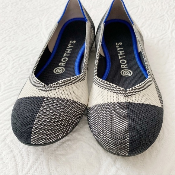Rothy's Women's The Captoe Flat, Black / White Colorblock (Sz 8) - Picture 4 of 11